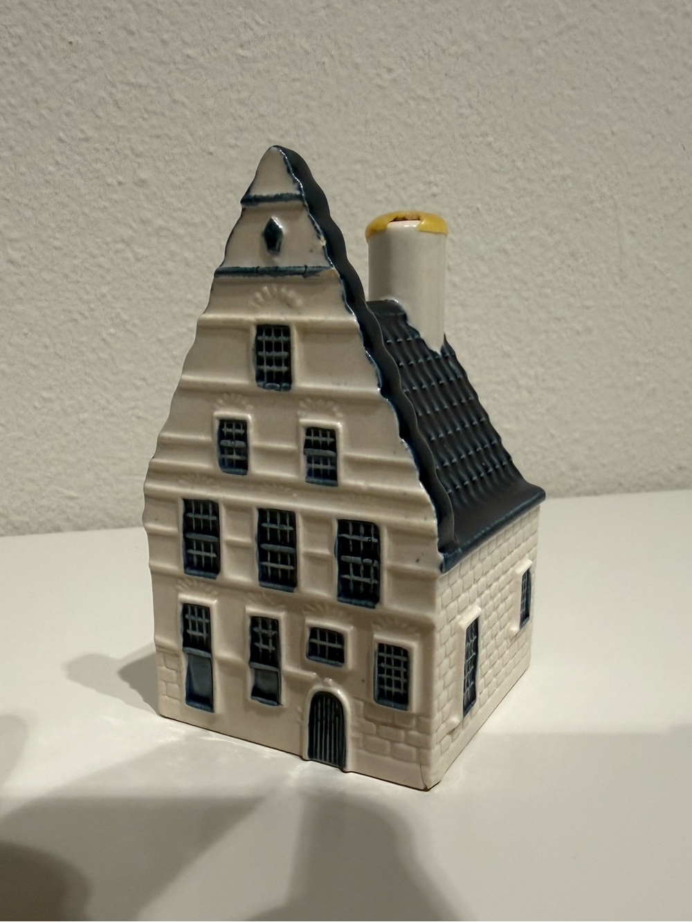 KLM Bols #35 Ceramic Dutch House
